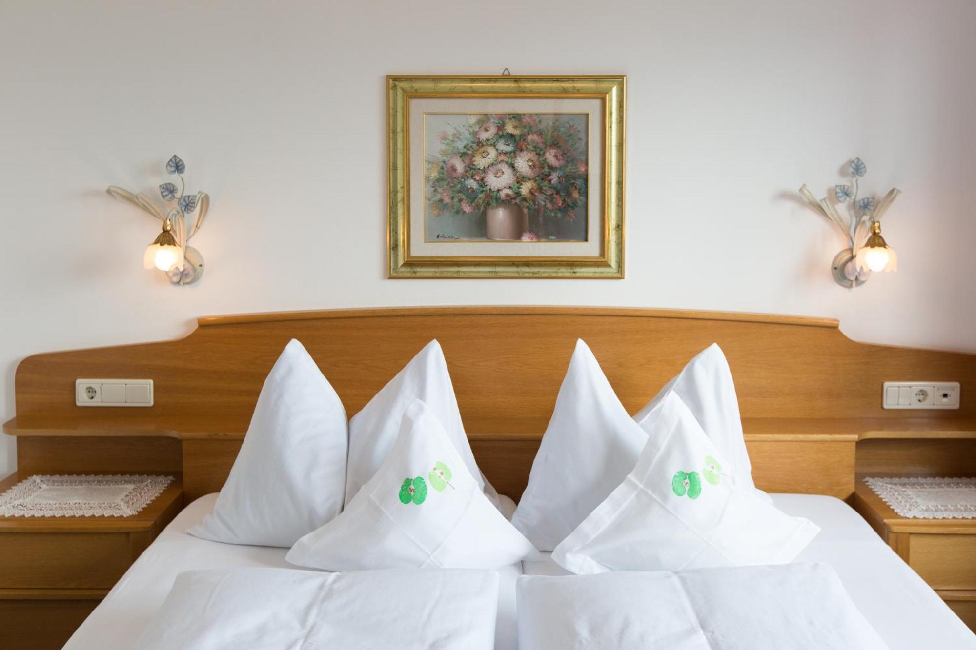 Bed and Breakfast Linghof Dorf Tirol Exterior foto